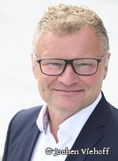 Portrait von Dr. Jochen Viehoff