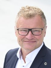 Portraitfoto von Herrn Dr. Jochen Viehoff