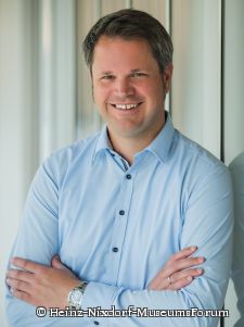Portraitfoto von Herrn Dr. Christian Berg